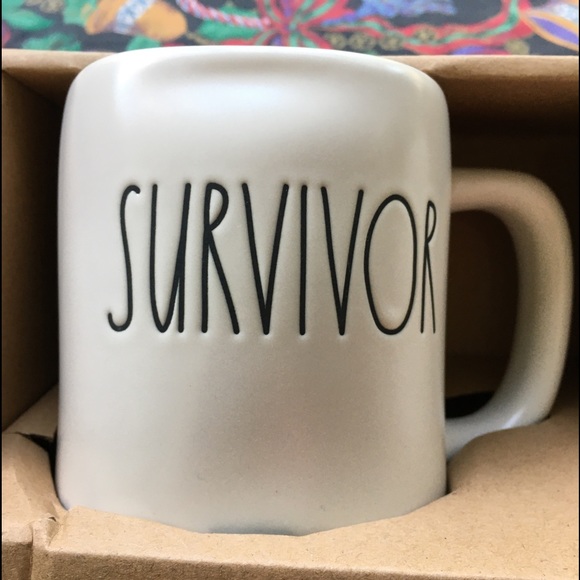 🎄🎄NWOT RAE DUNN MUGS SET OF 2 - Picture 2 of 5